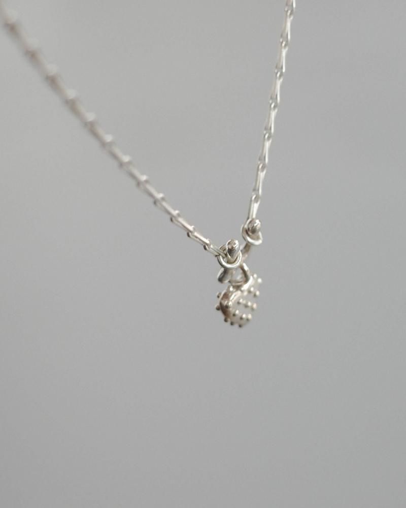 EMIKOAMANOBone necklace 'dotty' 