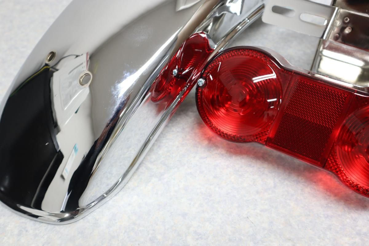 gt380 リアフェンダー Amazon | GT380専用設計 ケツRP FRPリアフェンダー 角型 | リア