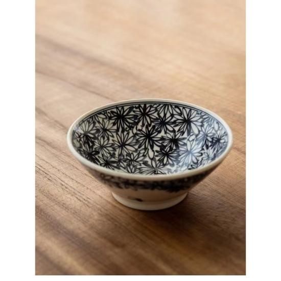 有田焼 花詰 平小鉢 青(KJK10543) - クラフト南風 有田焼 花詰 平小鉢 青(KJK10543) - クラフト南風