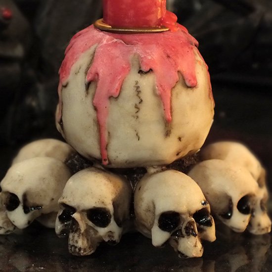 スカルキャンドルホルダー Pink Wax Skull Candle Holder