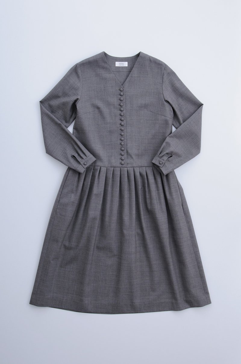 kurumi button formal one-piece / gray - atelier naruse | Online store