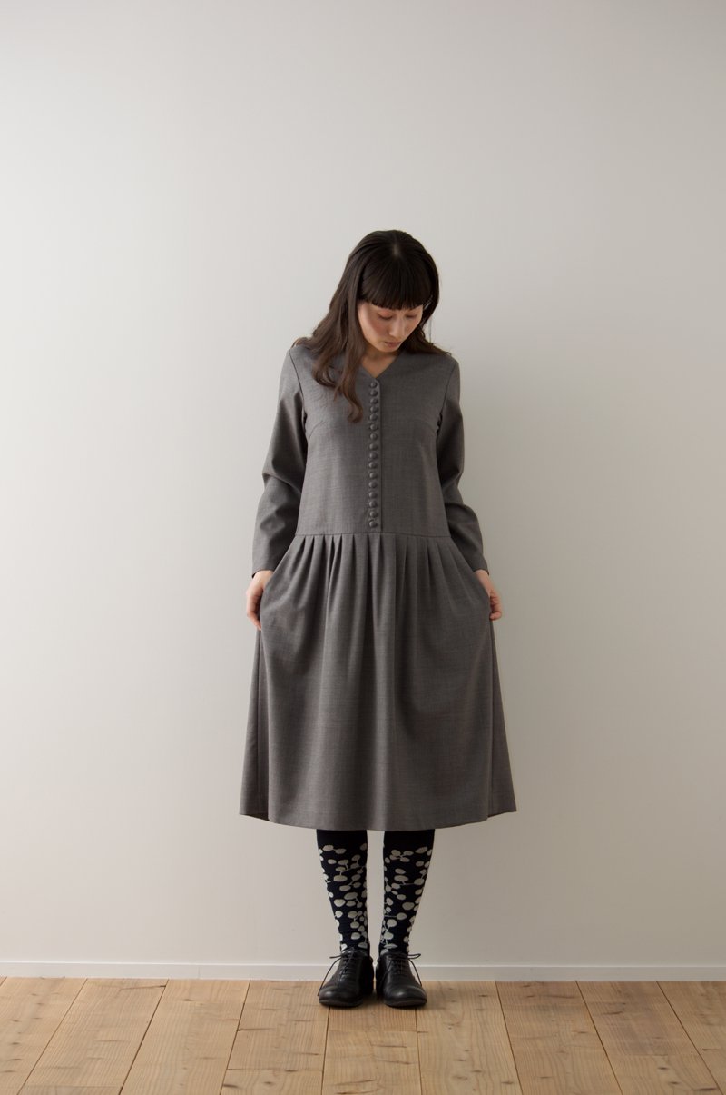 kurumi button formal one-piece / gray - atelier naruse | Online store