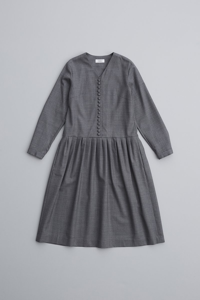 kurumi button formal one-piece / gray