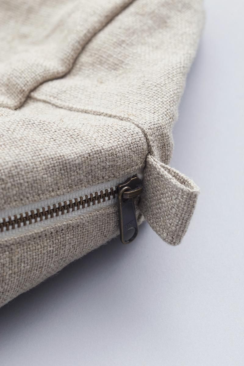 linen canvas square bag - atelier naruse｜Online store｜the an