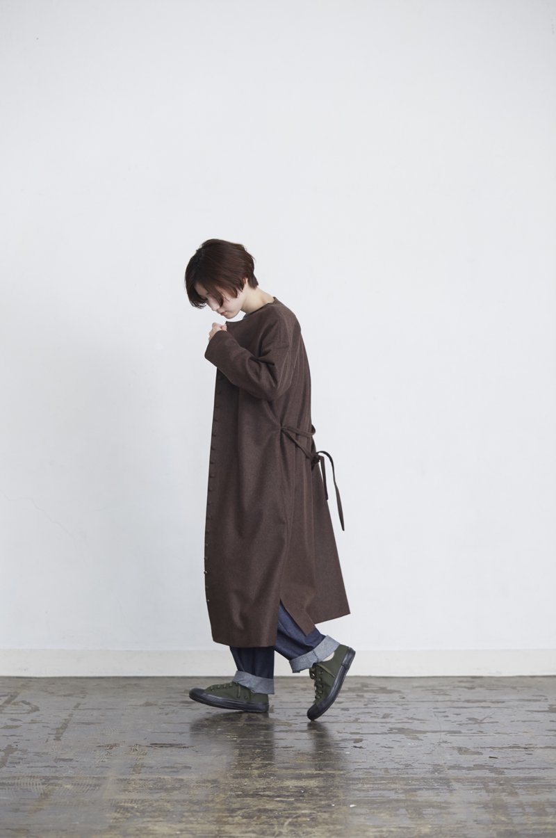 wool kurumi button one-piece coat / brown - atelier naruse