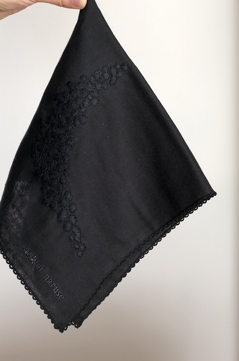 handkerchief ~moon~ in FORMAL / black
