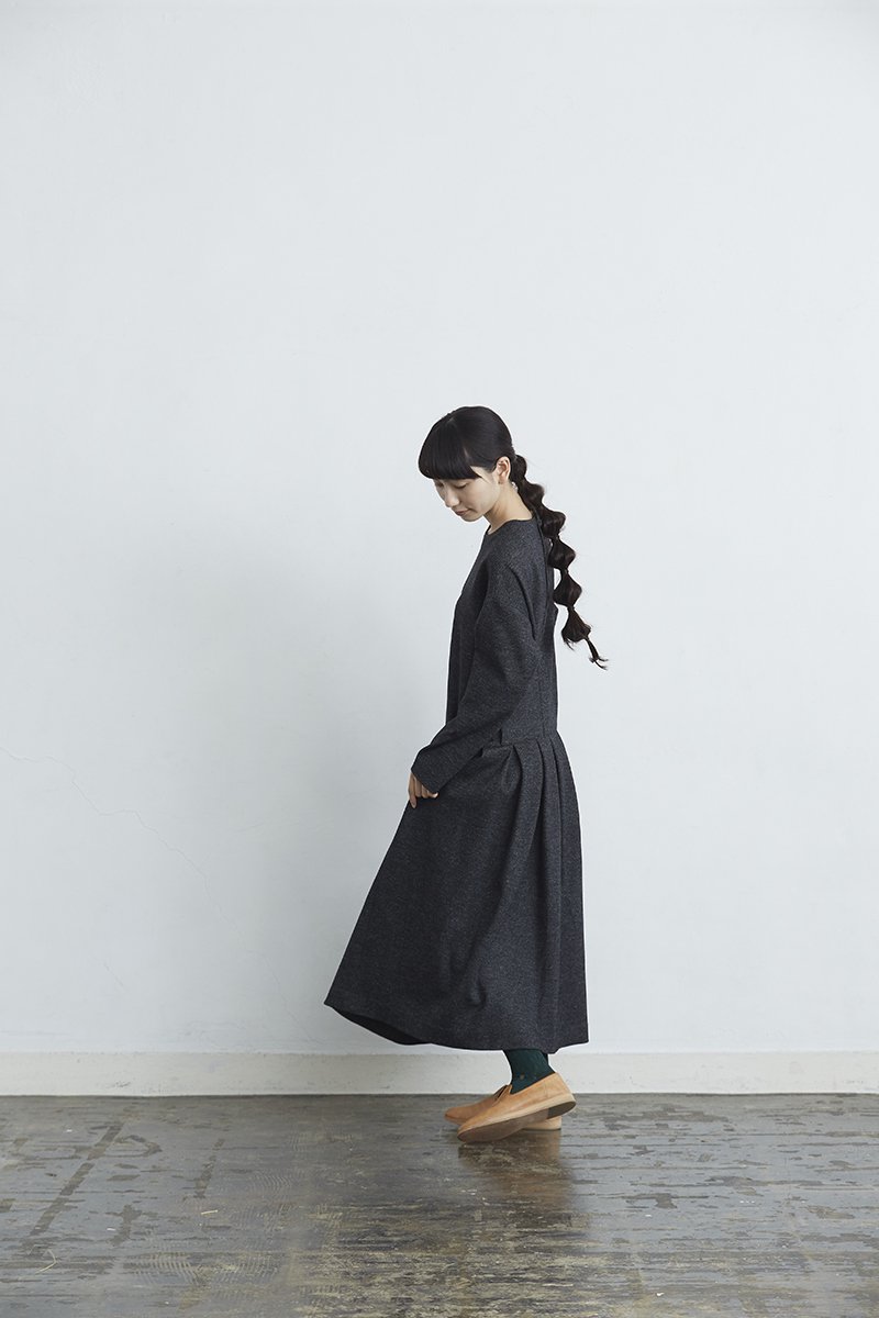 wool cotton jersey one-piece / twill charcoal - atelier naruse