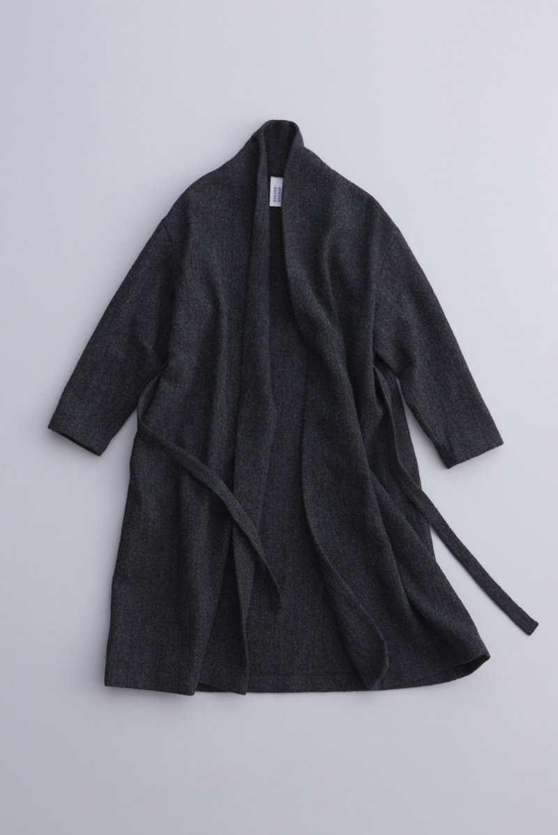 wool robe gown / black