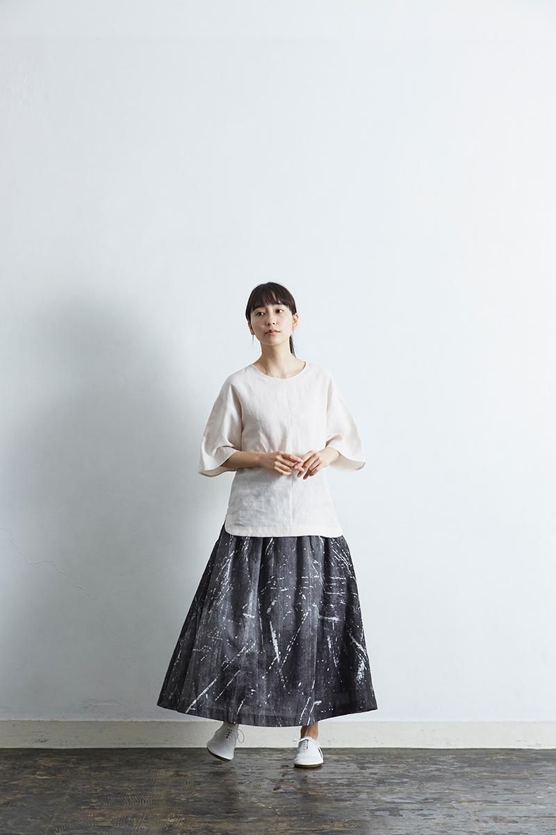 linen ~bell-sleeve~ blouse - atelier naruse｜Online store