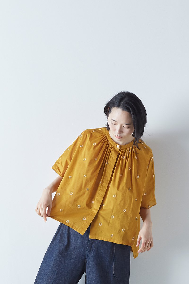 cotton ~WA~ band collar blouse   atelier naruse   Online store
