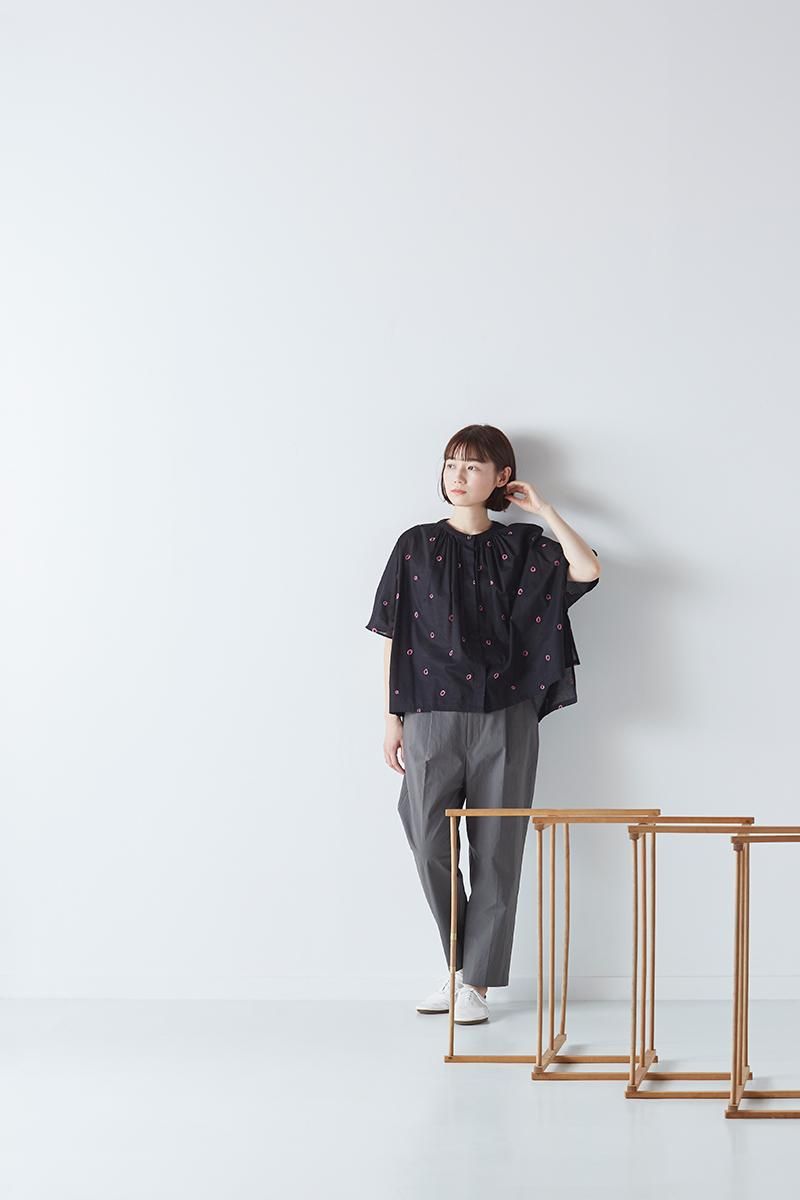 アトリエナルセ atelier naruse レーヨンバンドカラーブラウス アトリエナルセ atelier naruse レーヨンバンドカラーブラウス