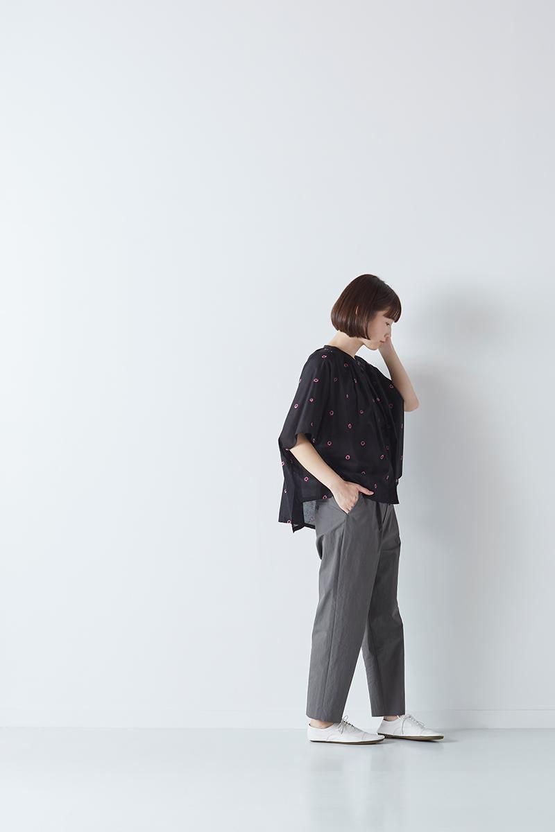 アトリエナルセ atelier naruse レーヨンバンドカラーブラウス アトリエナルセ atelier naruse レーヨンバンドカラーブラウス