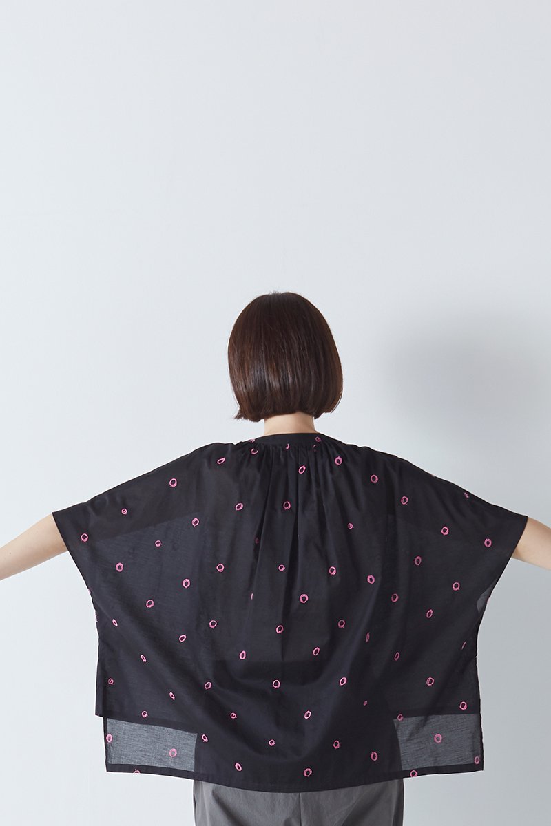 cotton ~WA~ band-collar blouse - atelier naruse | Online store