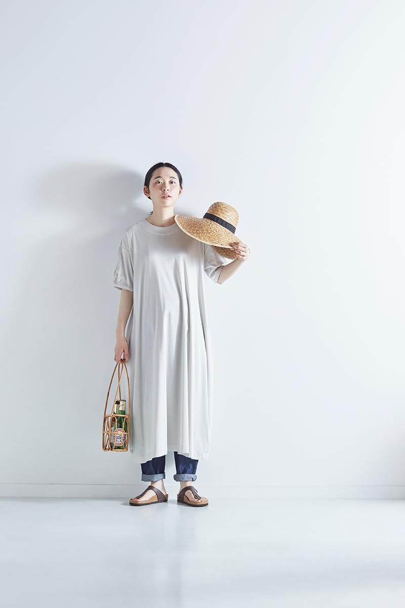 atelier naruse コクーンワンピース 鉛白バックボタン付き