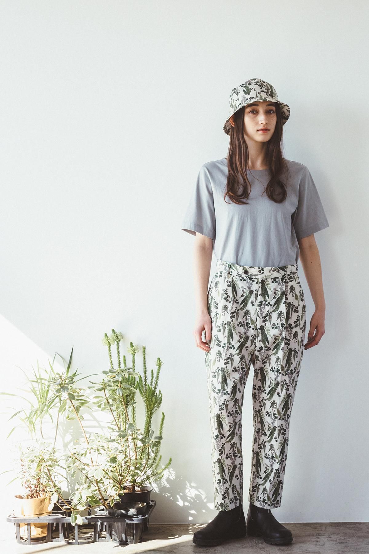 DEVEAUX print series ~botanical~ cotton tapered pants