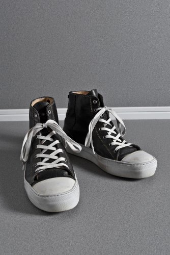 <img class='new_mark_img1' src='https://img.shop-pro.jp/img/new/icons1.gif' style='border:none;display:inline;margin:0px;padding:0px;width:auto;' />19SS incarnation HORSE LEATHER HI-CUT LACE UP SNEAKER 43 BLACK