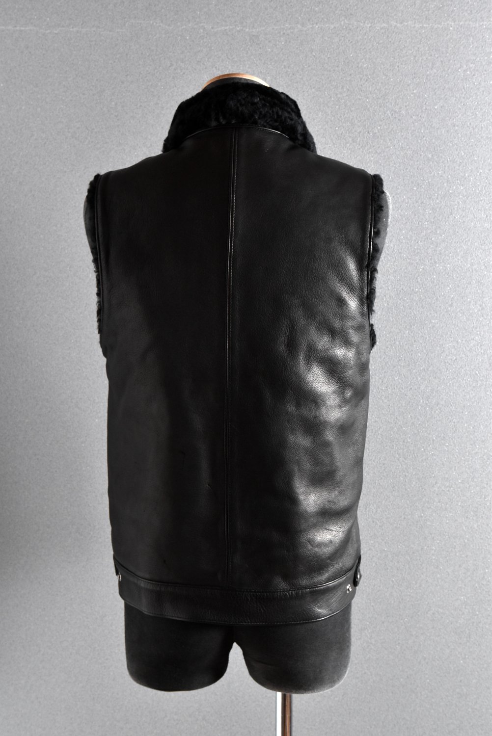 美品 13AW Far Eastern Enthusiast C.M.M Leather Boa Vest “THE ...