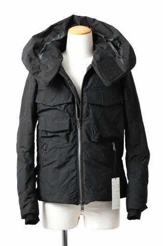 <img class='new_mark_img1' src='https://img.shop-pro.jp/img/new/icons1.gif' style='border:none;display:inline;margin:0px;padding:0px;width:auto;' />The Viridi-anne 3 LAYER WRINKLED DOWN JACKET. (col.BLACK size.1)