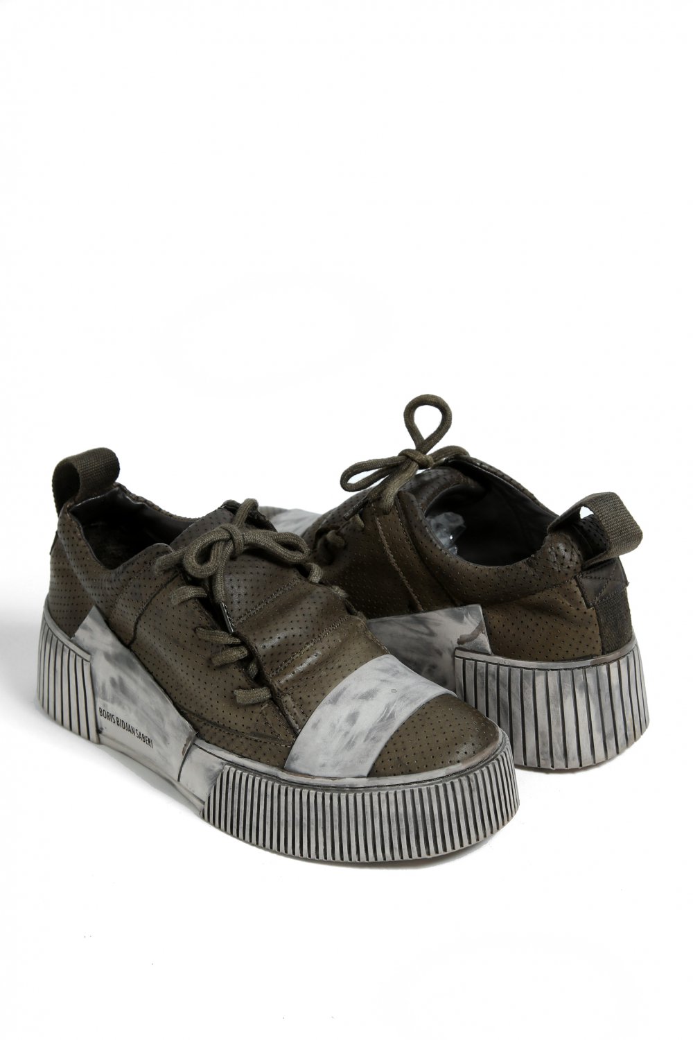 23SS BORIS BIDJAN SABERI / 美品 BAMBA2.1 OBJECT DYED CALF LEATHER LOW SNEAKER  / 41 (26cm) KHAKI / ブランド古着のセレクトショップ - Le;construction Store 大阪北堀江 / Rick  OwensやBoris Bidjan Saberi、incarnationなどのユーズド販売