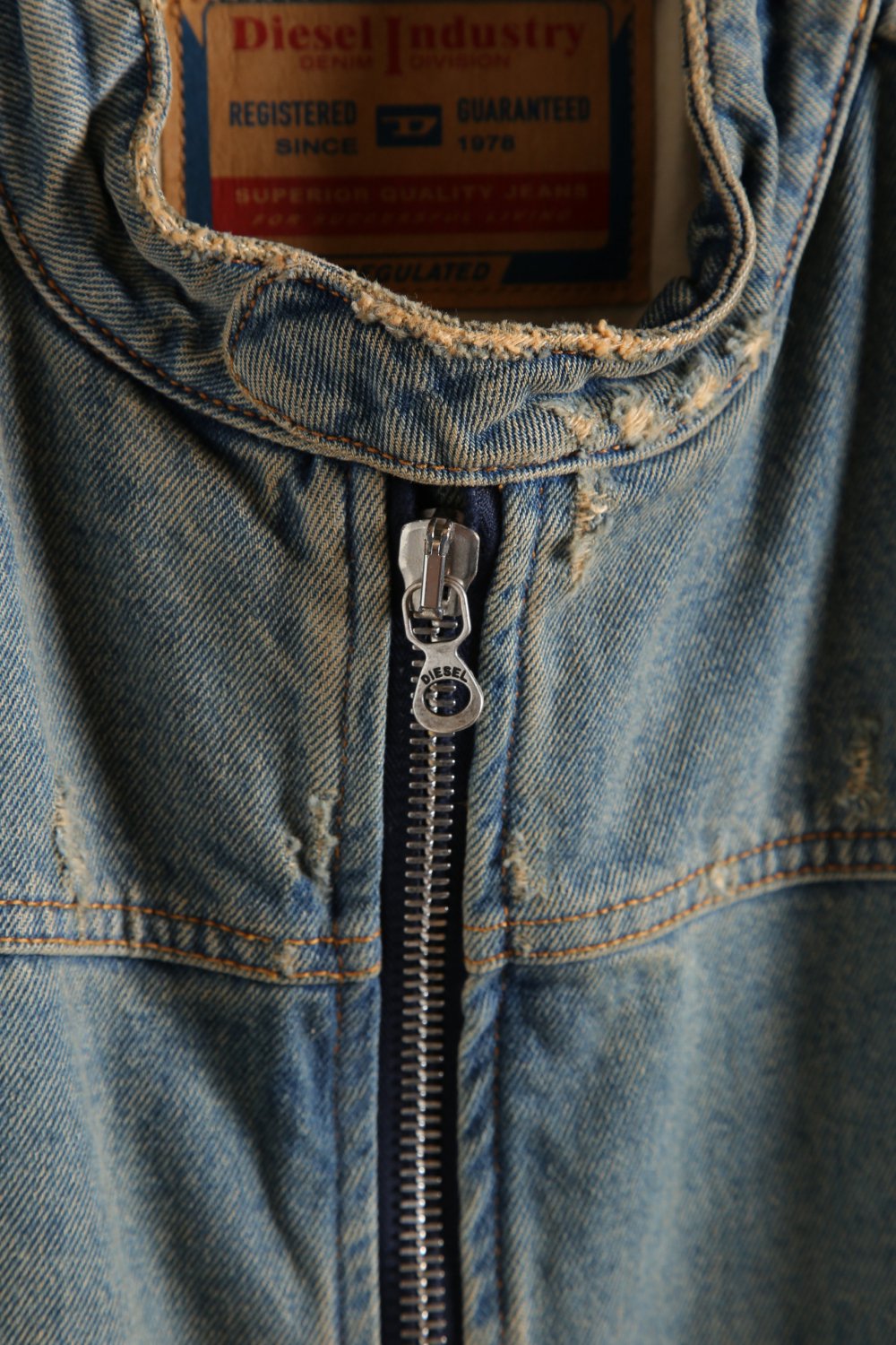 DIESEL ディーゼル / 23SS 美品 D-Rector デニムジャケット VINTAGE EFFECT / size S (INDIGO) /  ブランド古着のセレクトショップ - Le;construction Store 大阪北堀江 / Rick OwensやBoris Bidjan  Saberi、incarnationなどのユーズド販売