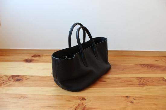 SHOJI FUJITA トートバッグ dear my friend 6 black or yellow SHOJI FUJITA トートバッグ dear my friend 6 black or yellow