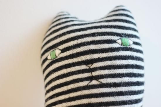 Donna Wilson ドナウィルソン モノクロのねこ Mono Cat