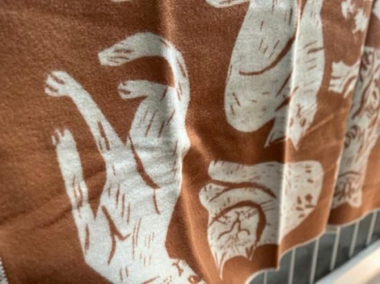 ラプアンカンクリ　KISSANPAIVAT ブランケット KISSANPÄIVÄT blanket 130×180cm – LAPUAN KANKURIT（ラプアン