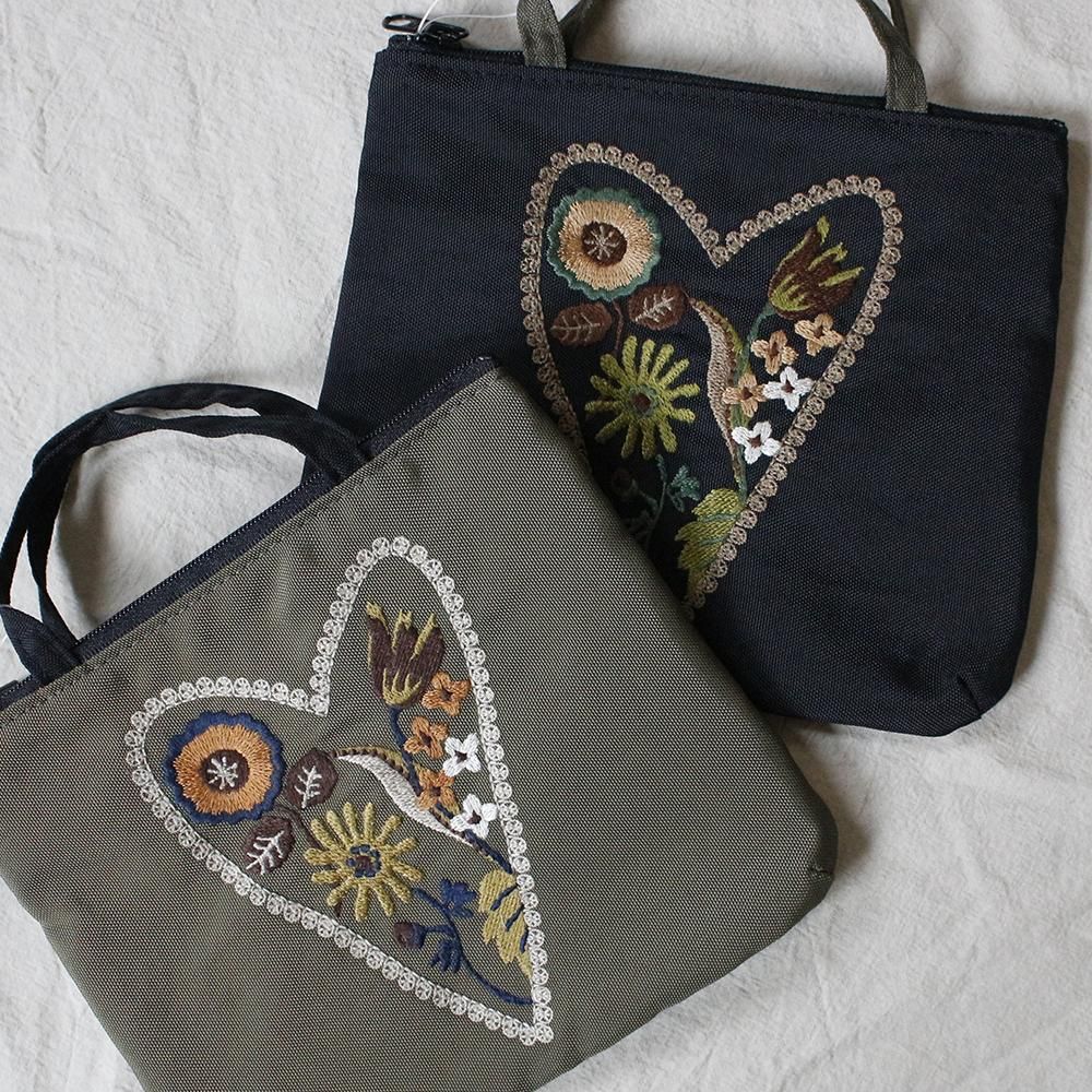 MARI❤チンアナゴ❤フラットポーチ❤ハンドメイド MARI様専用❤チンアナゴ❤フラットポーチ❤ハンドメイド