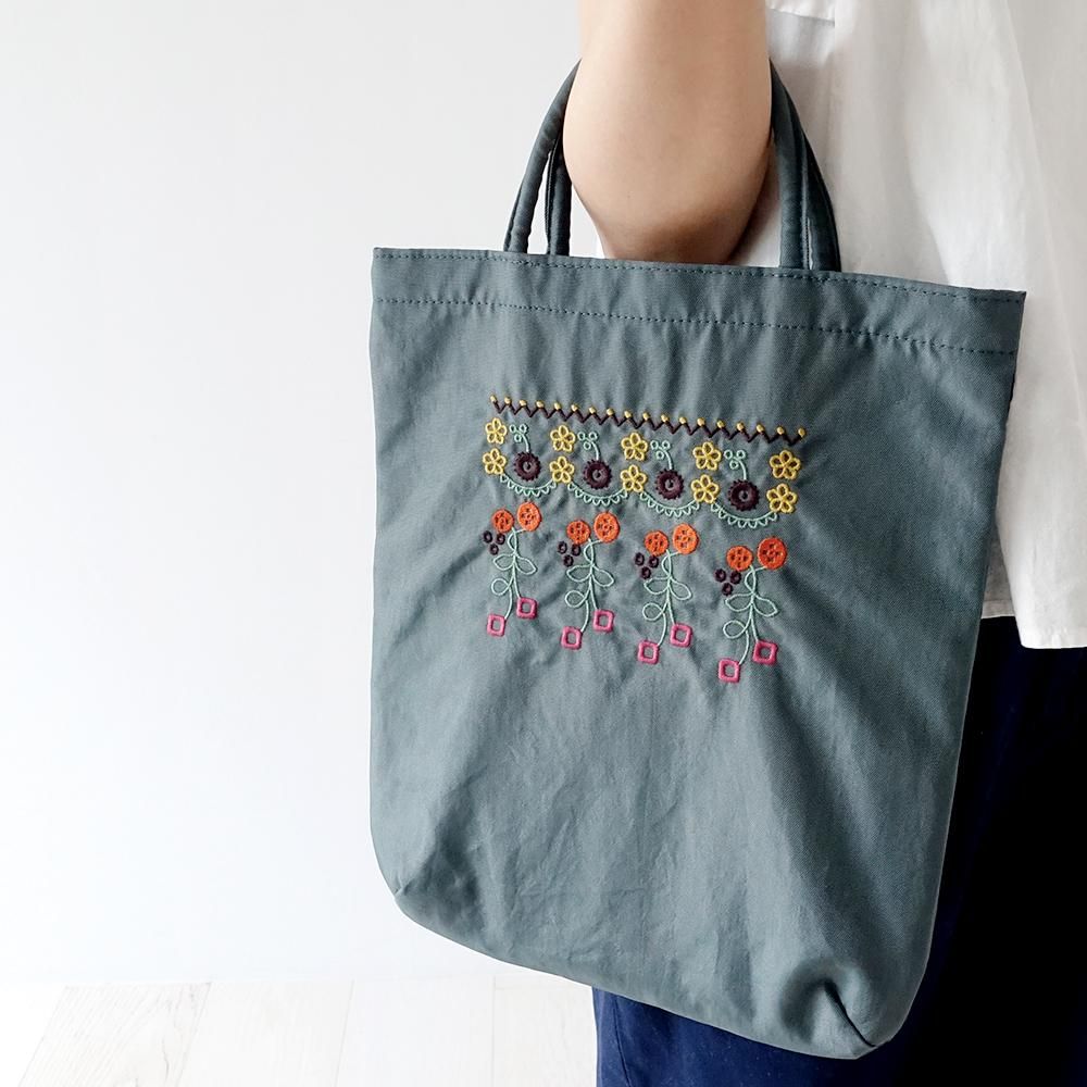 刺繍バッグ 花の刺繍 - Atsuko Matano 公式オンラインショップ 刺繍バッグ 花の刺繍 - Atsuko Matano 公式オンラインショップ