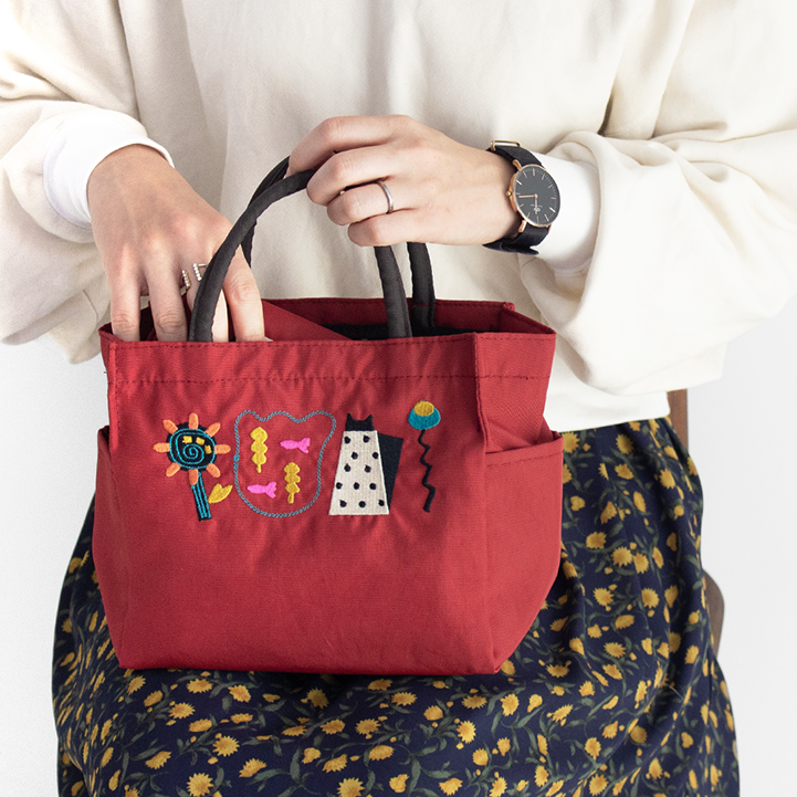 刺繍マチ付トート ガーデン(BK) - Atsuko Matano 公式 刺繍マチ付トート ガーデン(BK) - Atsuko Matano 公式