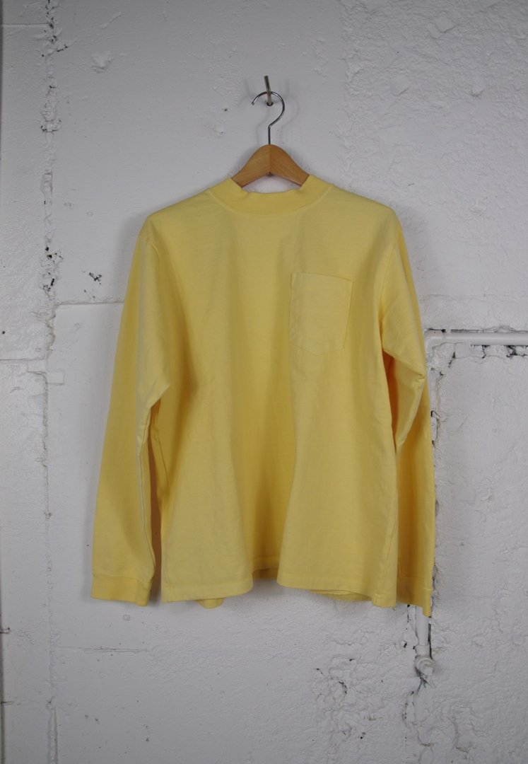 NECESSARY or UNNECESSARY 90011806 MOCK NECK [YELLOW]