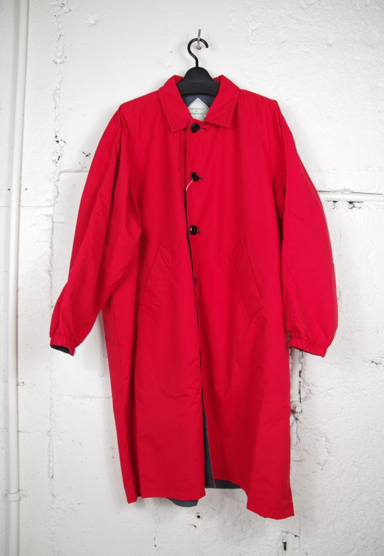 NECESSARY or UNNESSARY 90011881 REVERSE COAT [RED]