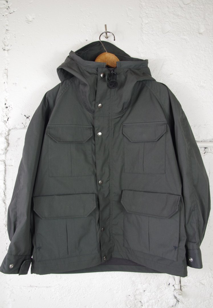 THE NORTH FACE PURPLE LABEL NP2352N MOUNTAIN  PARKA [ASPHALT GREY]