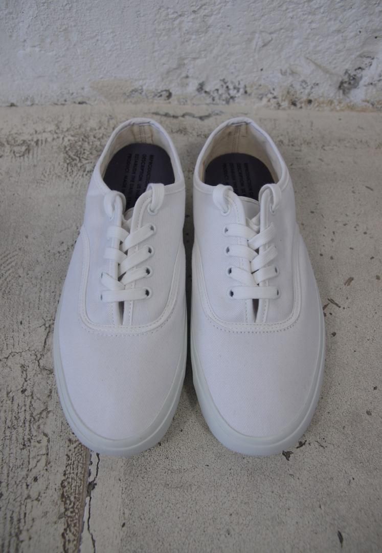 REPRODUCTION OF FOUND 5851TWF US NAVY MILITARY TRAINER [WHITE]