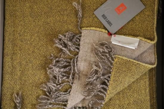 LANEROSSI カシミヤ　ショール　ラネロッシ ブランケットイタリア製　美品 LANEROSSI カシミヤ ショール ラネロッシ ブランケットイタリア製 美品