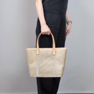 <img class='new_mark_img1' src='https://img.shop-pro.jp/img/new/icons20.gif' style='border:none;display:inline;margin:0px;padding:0px;width:auto;' />mononogu  [Parallel Tote Small]