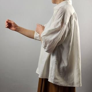 <img class='new_mark_img1' src='https://img.shop-pro.jp/img/new/icons14.gif' style='border:none;display:inline;margin:0px;padding:0px;width:auto;' />🇮🇹Canclini 🇧🇪 belgium Linen Artist shirt 