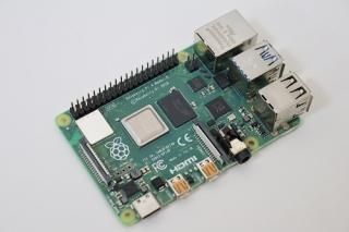 RaspberryPi 4  ModelB  (RAM 4GB)