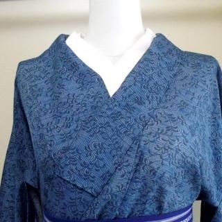 女性用着物 夏に着る女物和服 単小紋 Sサイズ150cmの方向け 青地に流水 新品