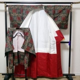 和服アンサンブル 女性用紬 正絹 大島紬 奄美大島の織物 黒の幾何学模様 わけあり 154cmの身長の方