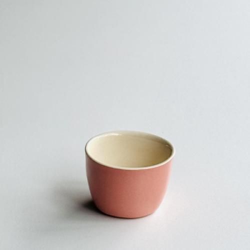 Brickett Davda<br>å <br>rose