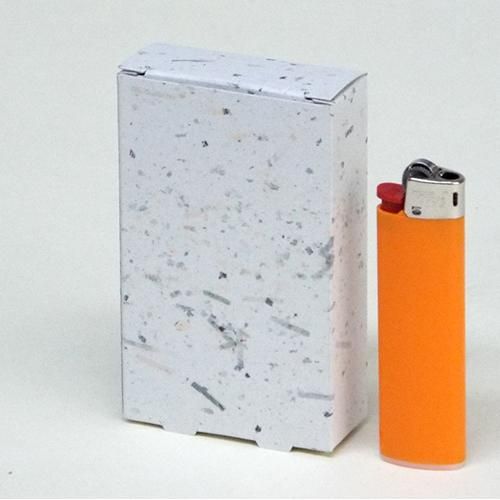 入ってる箱はボロいけど、中身は未使用です。16年前の限定ポッパーです。 入ってる箱はボロいけど、中身は未使用です。16年前の限定