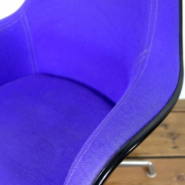 Loose Cushion Armchair - MID-Century MODERN