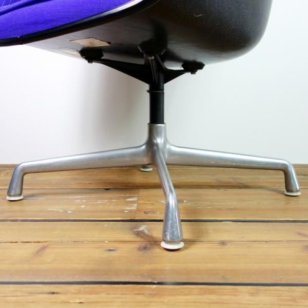 ハーマンミラー ヴィンテージ イームズ ルーズクッション アーム チェア ハーマンミラー/Herman Miller ルーズクッションアームチェア