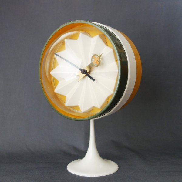 Table Clock Model.2264