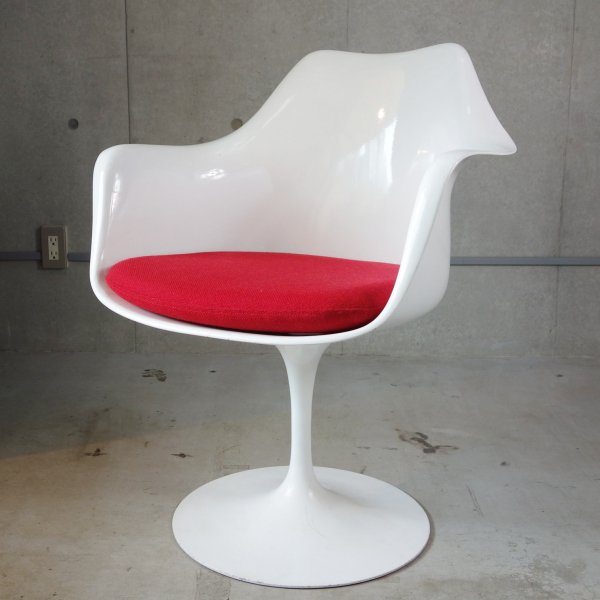 Tulip Arm Chair