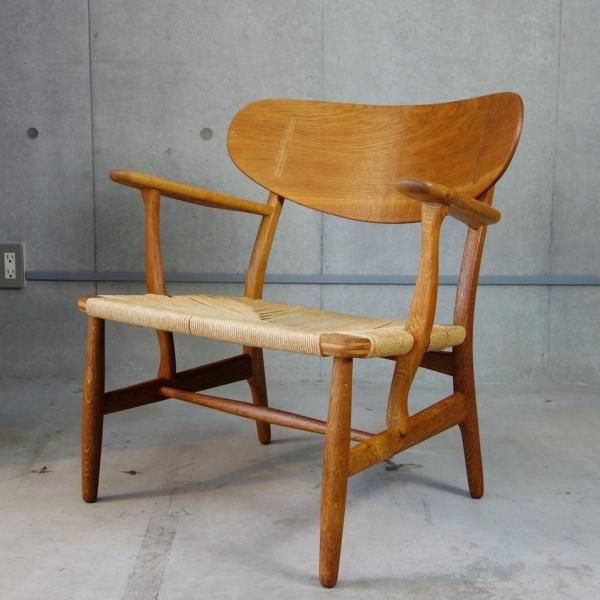 CH22 Lounge Chair - MID-Century MODERN CH22 Lounge Chair - MID-Century MODERN
