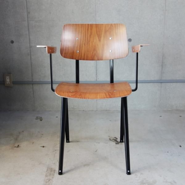Model S.16 Arm Chair (ブラック) - MID-Century MODERN Model S.16 Arm Chair (ブラック) - MID-Century MODERN