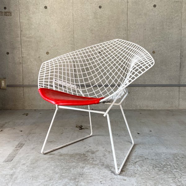 Small Diamond Chair - MID-Century MODERN
