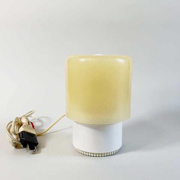 KD32 Tic Tac Table Lamp 